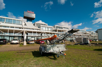 Le drone Boréal devant le CNRM © Christophe Ciais - Météo-France